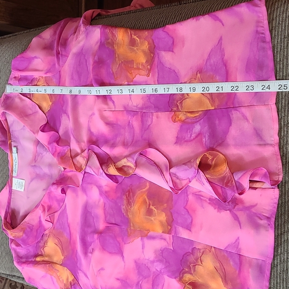 Kathy Che Ruffle Front Vibrant Color Blouse - Picture 12 of 13